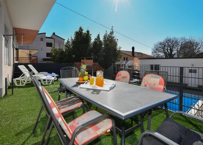Dijana With Private Pool